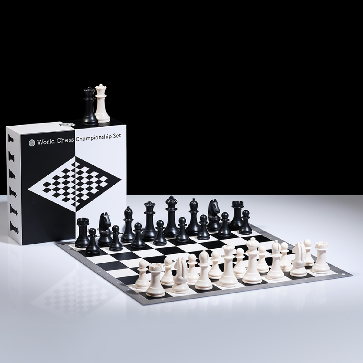 Komplett schackspel i VM-design